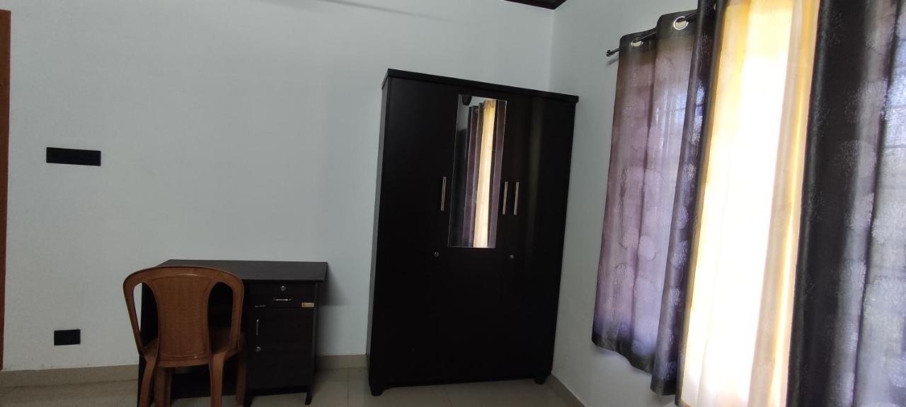 Soly'S Villa Homestay Munnar Bagian luar foto