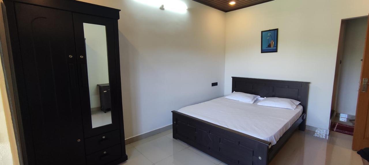 Soly'S Villa Homestay Munnar Bagian luar foto
